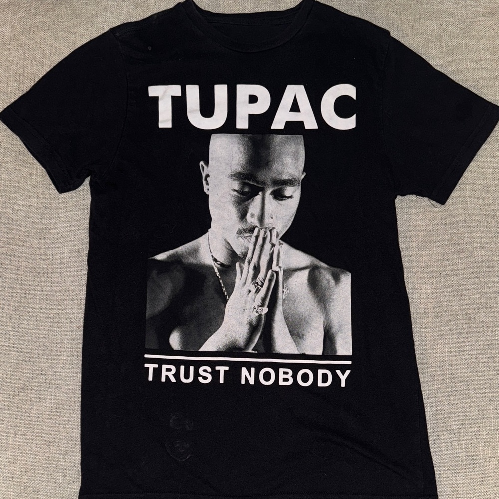 Black Tupac Graphic T-Shirt